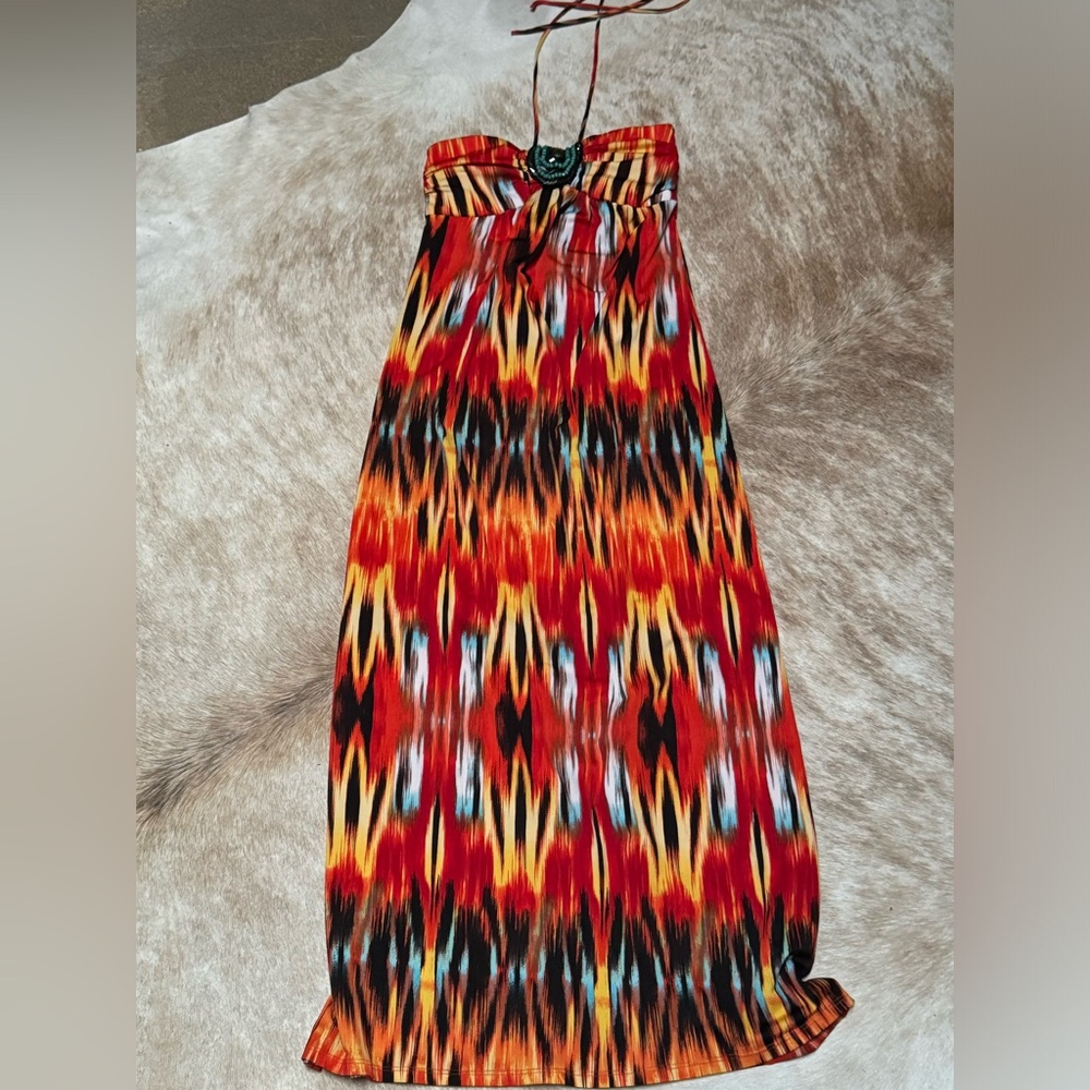 Vibrant Maxi Dress with Halter Neck Small